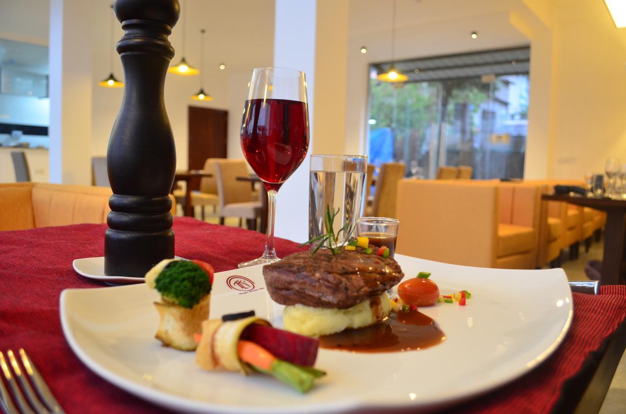 Ripon Grand Hill By Ehi Hotel Nuwara Eliya Buitenkant foto