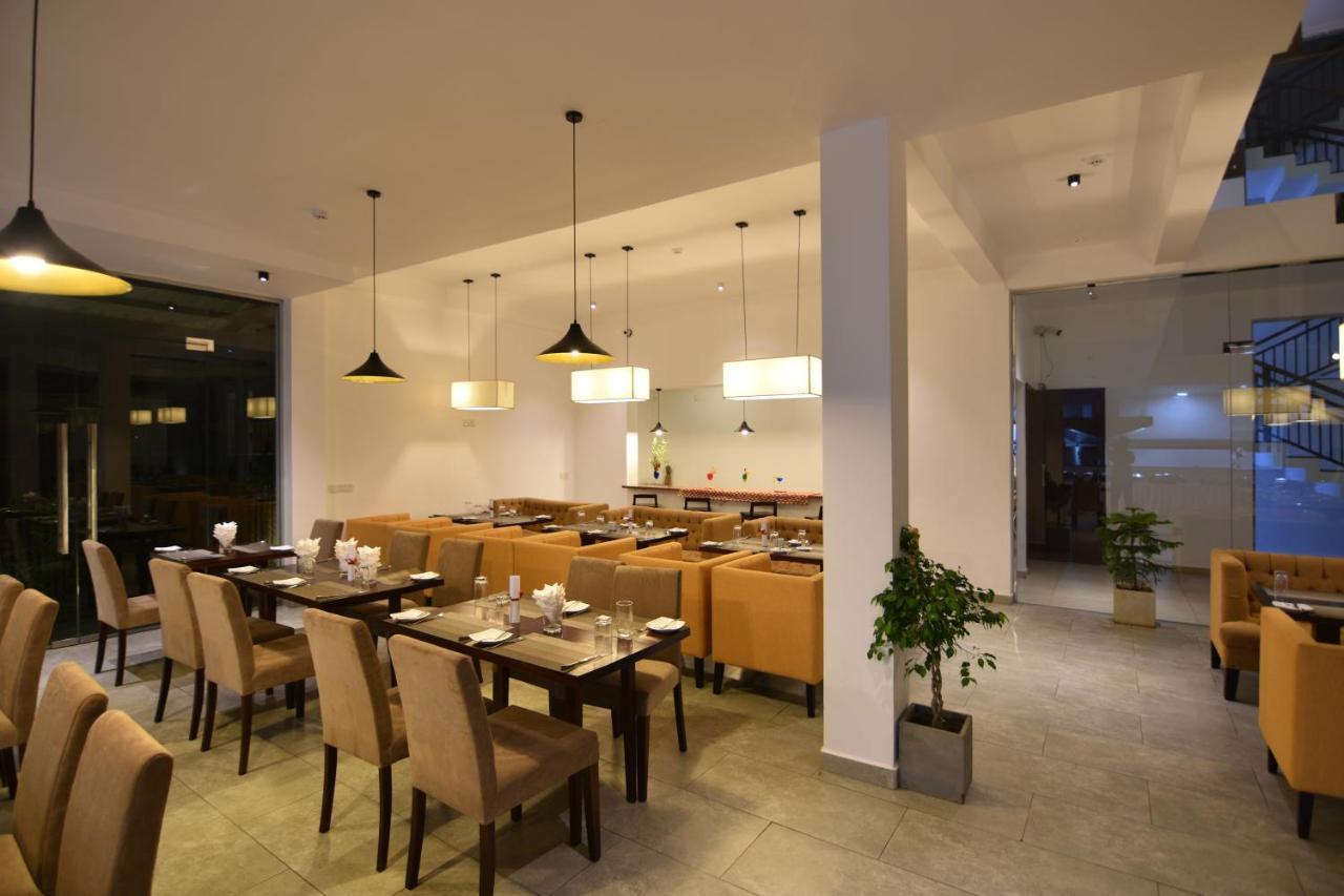 Ripon Grand Hill By Ehi Hotel Nuwara Eliya Buitenkant foto